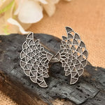 Rasrainaa’s Oxidised Adjustable Ring
