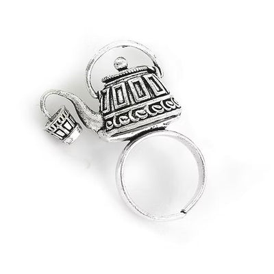 Rasrainaa’s Oxidised Adjustable Ring