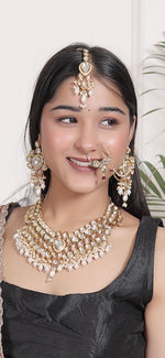 ✨ Jodha’s Heirloom – Regal Kundan Bridal Set